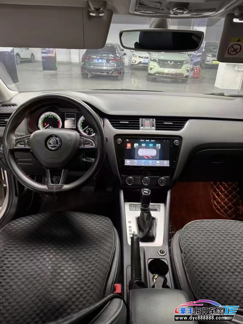 18年斯柯达明锐轿车抵押车出售