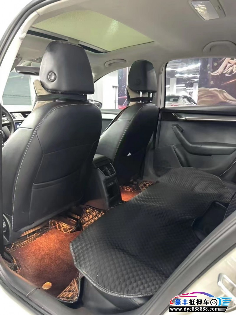 18年斯柯达明锐轿车抵押车出售