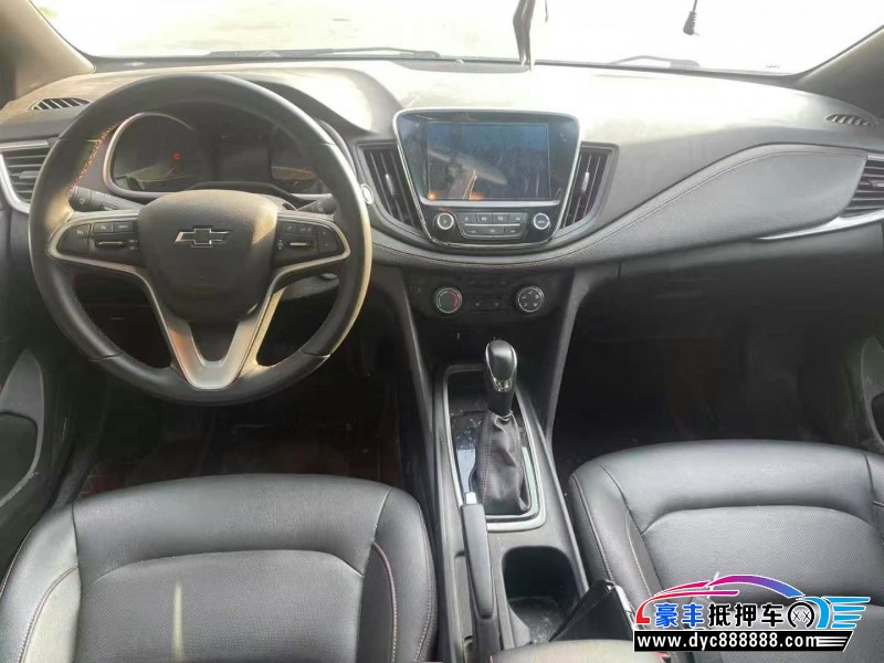 20年雪佛兰科鲁泽轿车抵押车出售