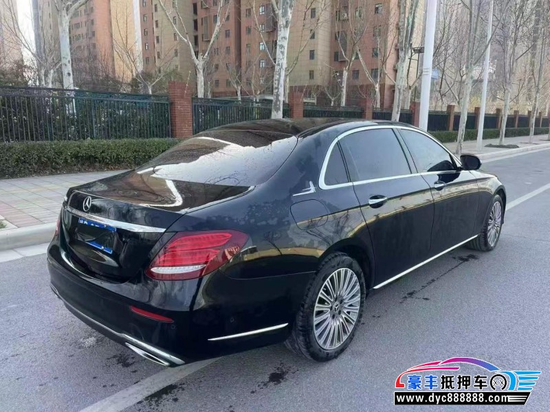 19年奔驰E轿车抵押车出售