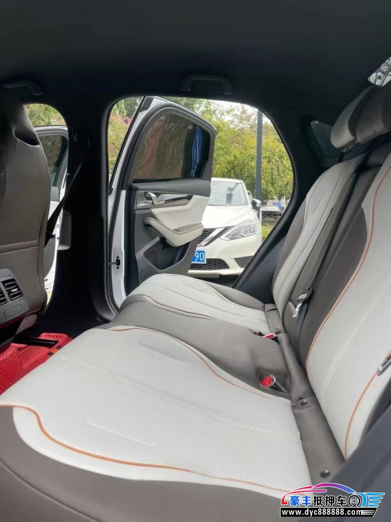 24年比亚迪秦轿车抵押车出售