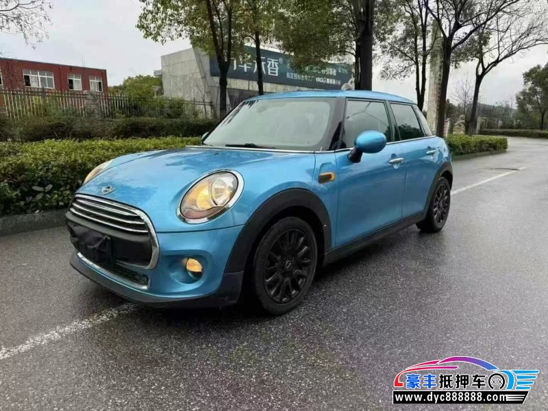 18年宝马MINI轿车抵押车出售