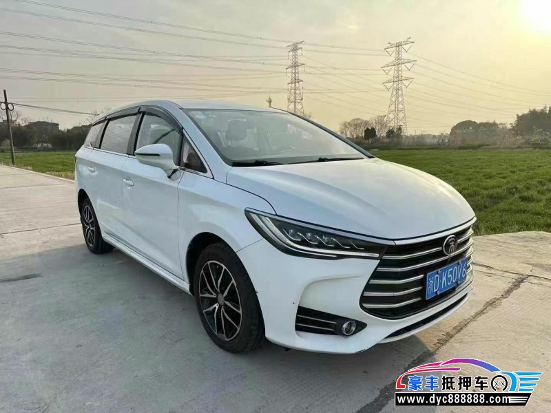 18年比亚迪宋轿车抵押车出售