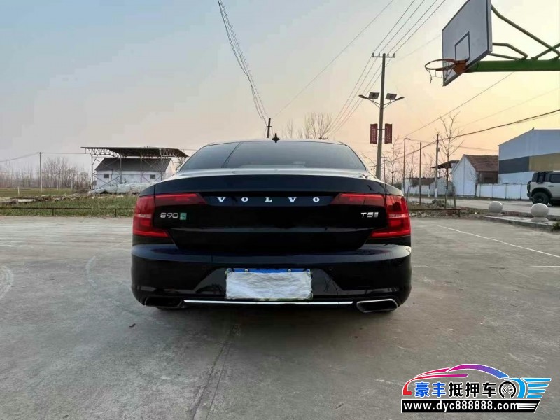 19年沃尔沃S90轿车抵押车出售
