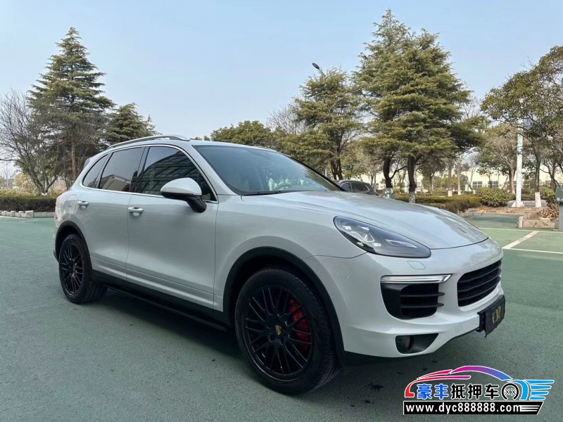 17年保时捷卡宴轿车抵押车出售