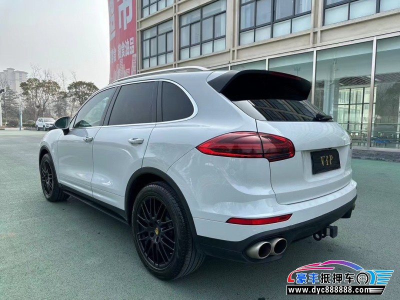 17年保时捷卡宴轿车抵押车出售