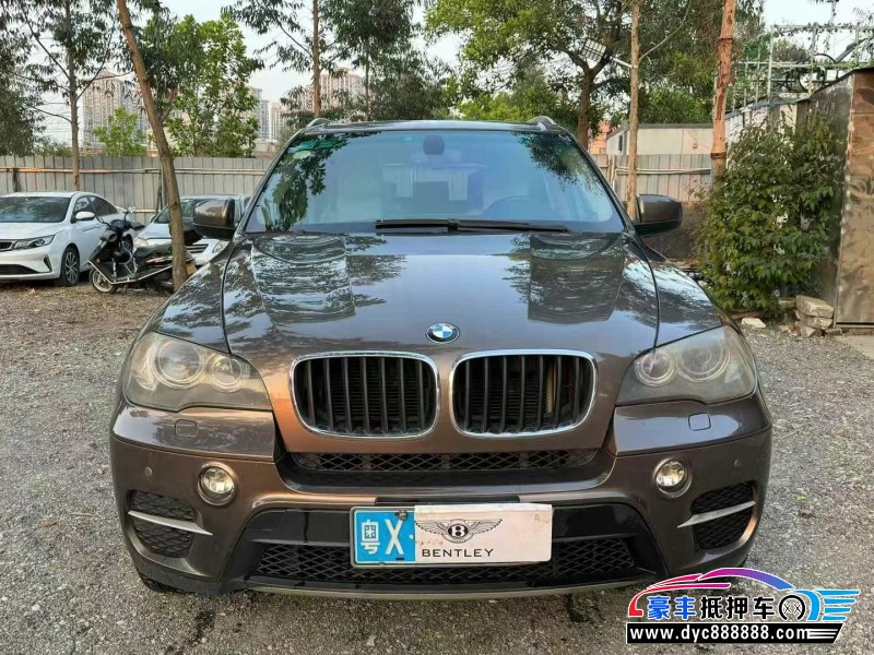 14年宝马X5轿车抵押车出售