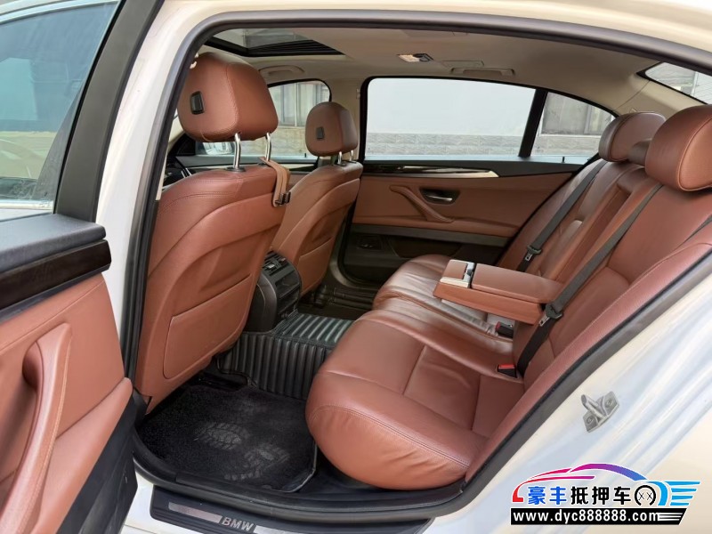 17年宝马5系轿车抵押车出售