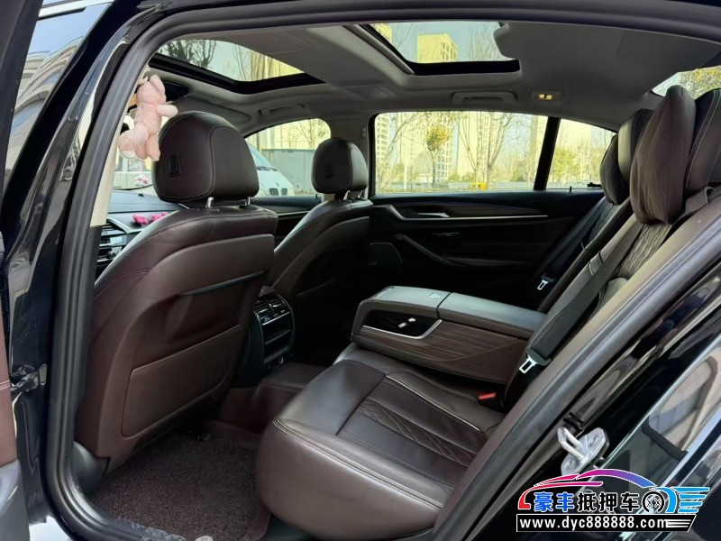 18年宝马5系轿车抵押车出售