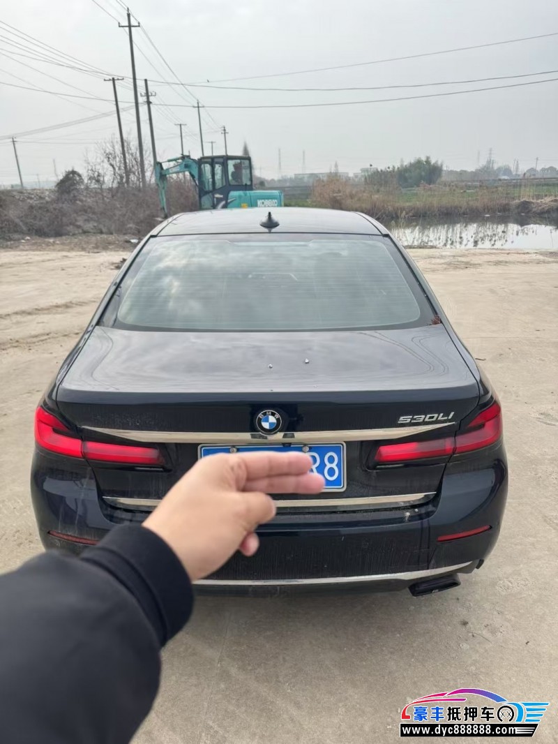 20年宝马5系轿车抵押车出售