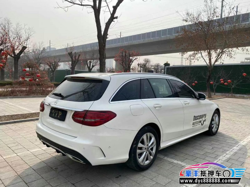 21年奔驰C轿车抵押车出售