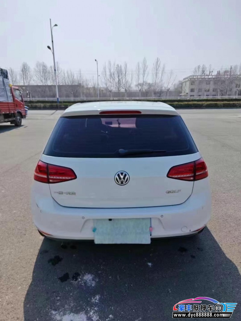 15年大众高尔夫轿车抵押车出售