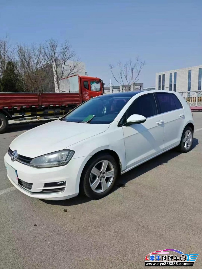 15年大众高尔夫轿车抵押车出售
