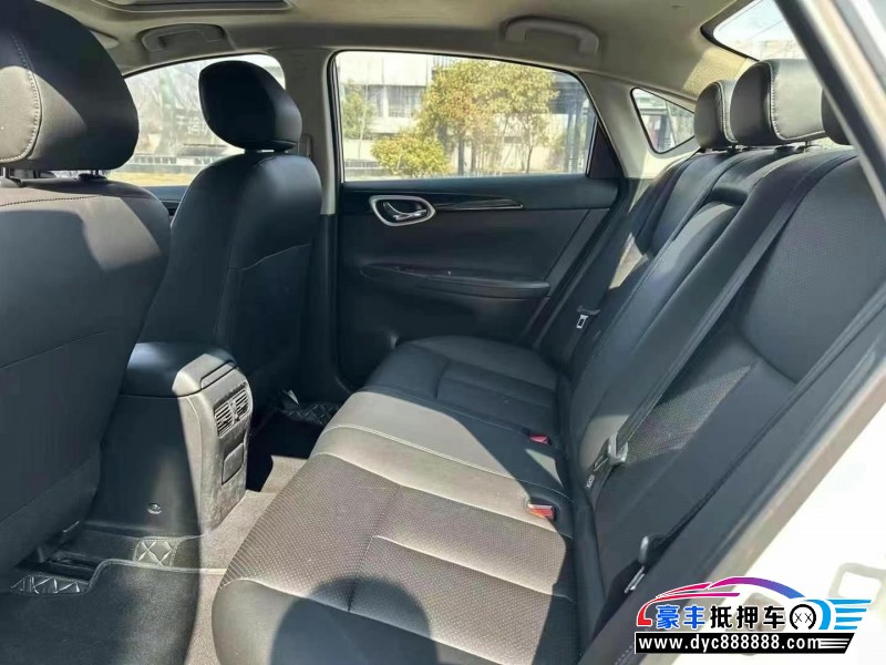 21年日产轩逸轿车抵押车出售