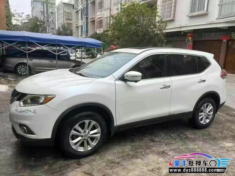 17年日产奇骏轿车抵押车出售