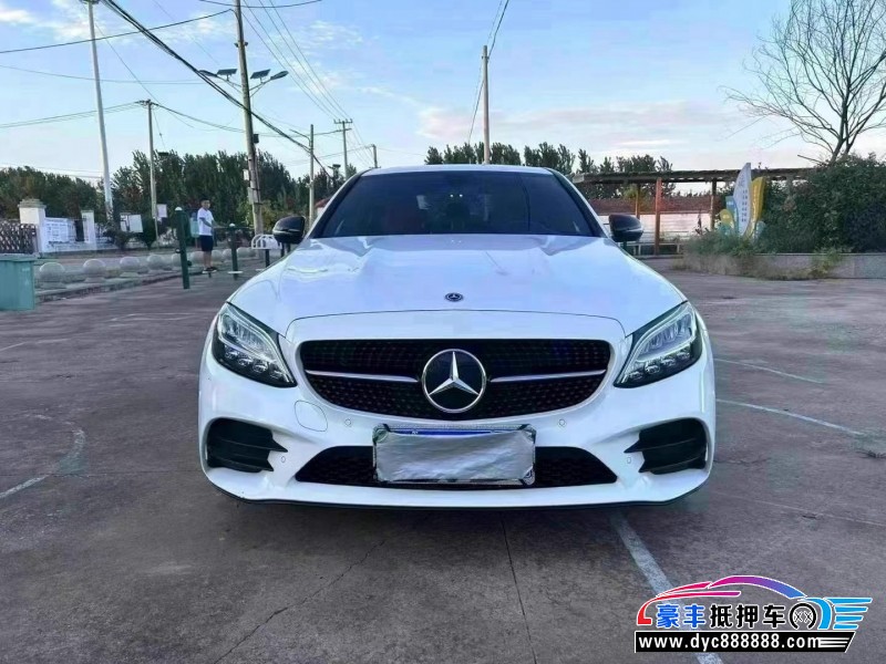 21年奔驰C轿车抵押车出售