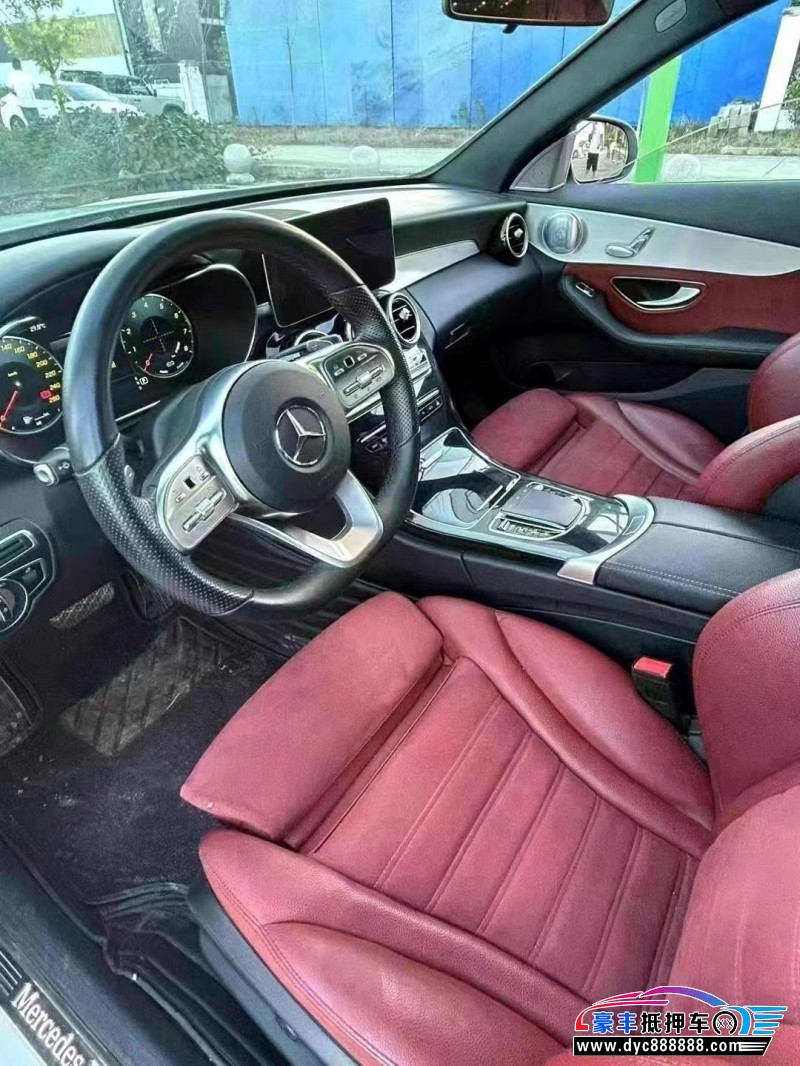 21年奔驰C轿车抵押车出售