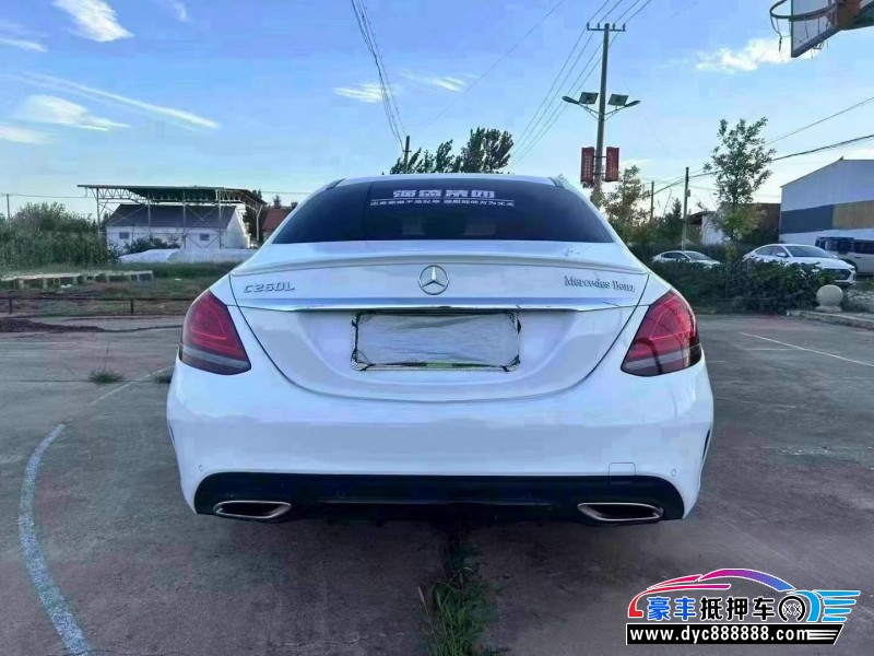 21年奔驰C轿车抵押车出售