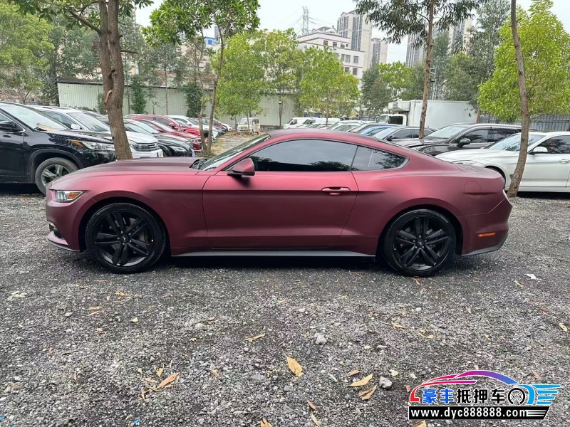 16年福特野马轿车抵押车出售