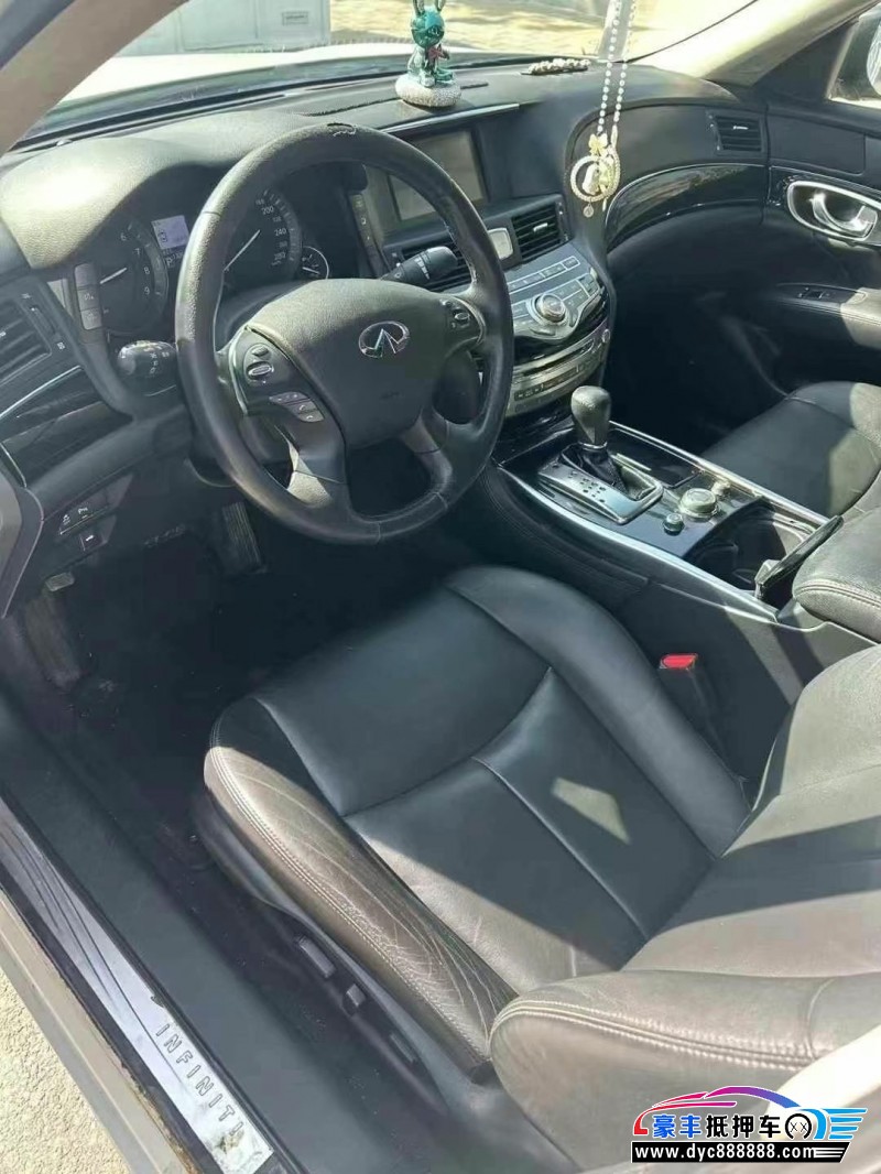 16年英菲尼迪Q70轿车抵押车出售