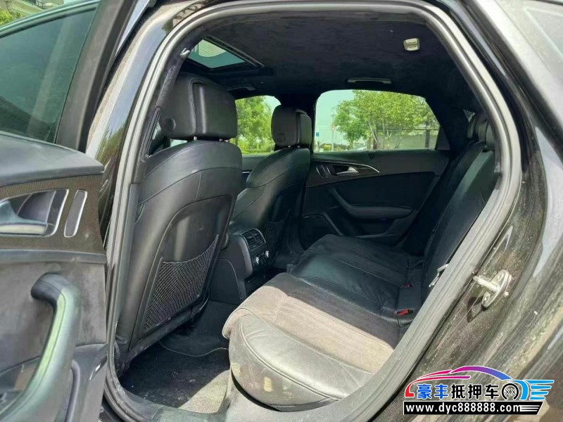 15年奥迪S6轿车抵押车出售