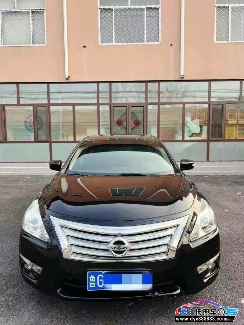 15年日产天籁轿车抵押车出售