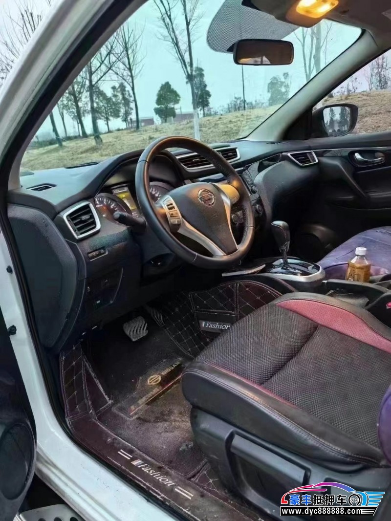 18年日产逍客轿车抵押车出售