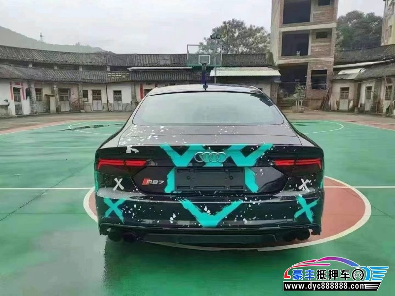 17年奥迪S7轿车抵押车出售