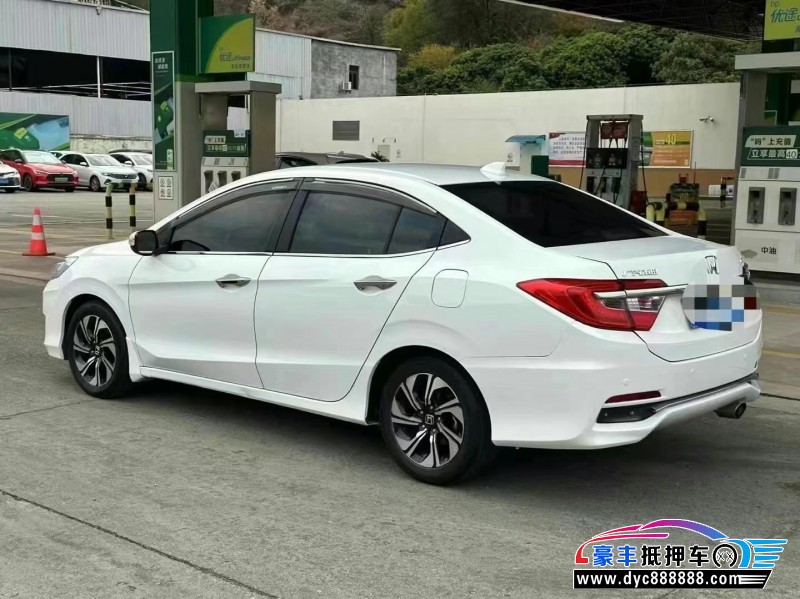 17年本田凌派轿车抵押车出售