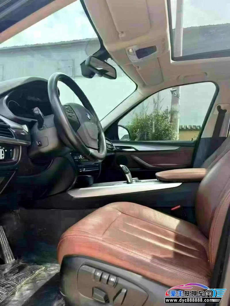 17年宝马X5轿车抵押车出售