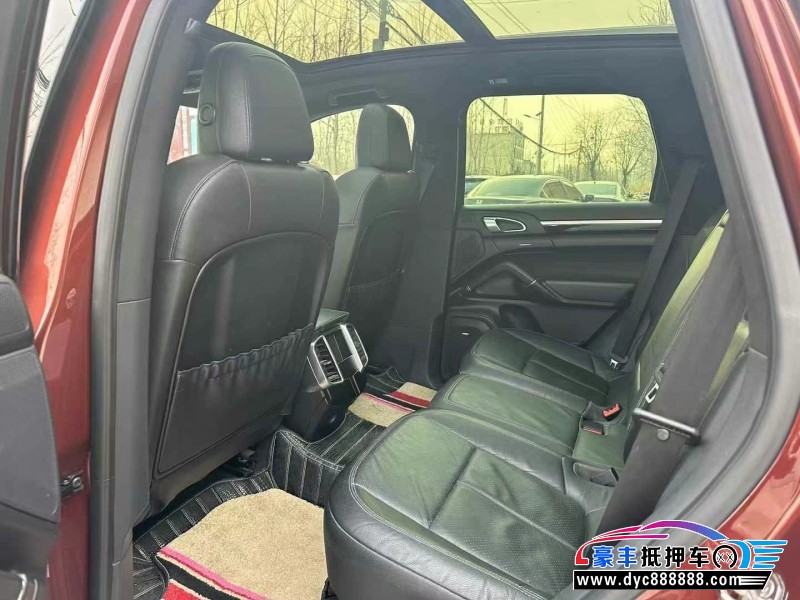 13年保时捷卡宴轿车抵押车出售