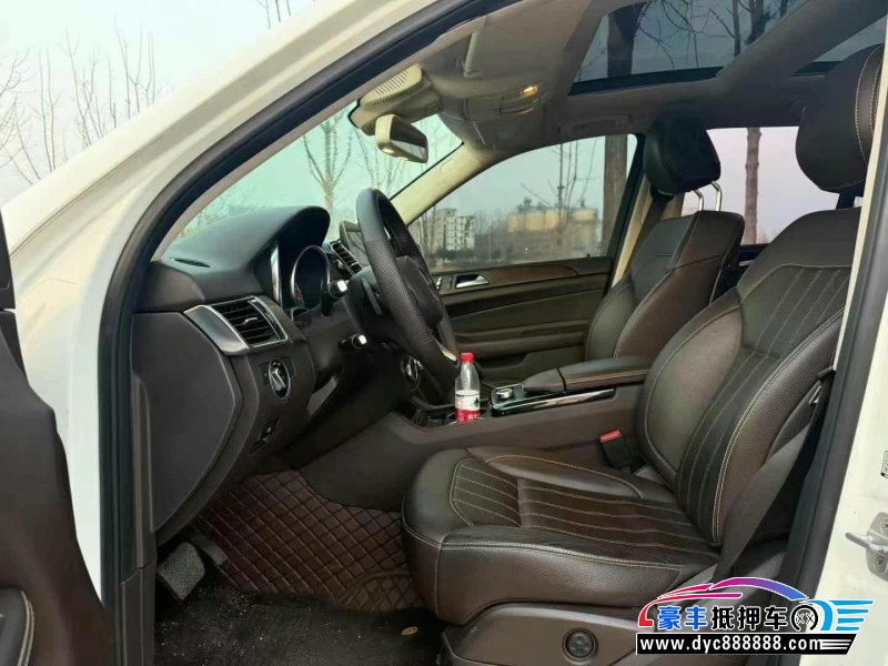 16年奔驰GLE轿车抵押车出售