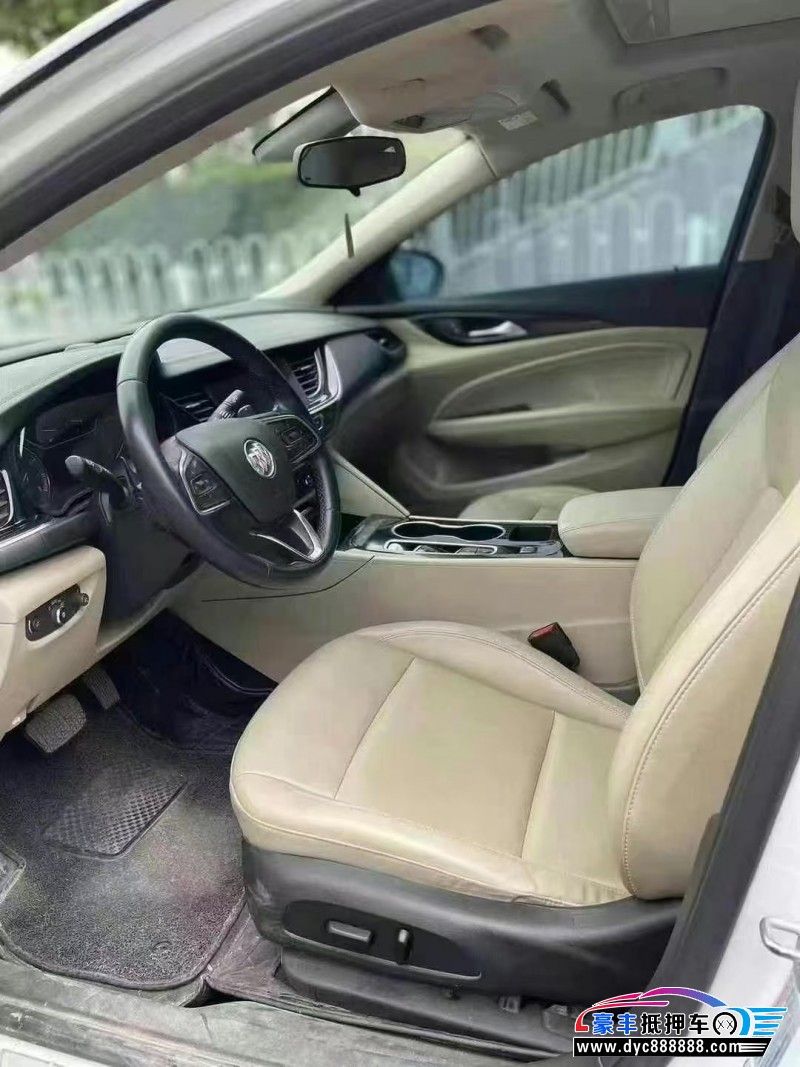 20年别克君威轿车抵押车出售