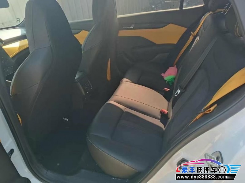 23年东风风神奕炫轿车抵押车出售