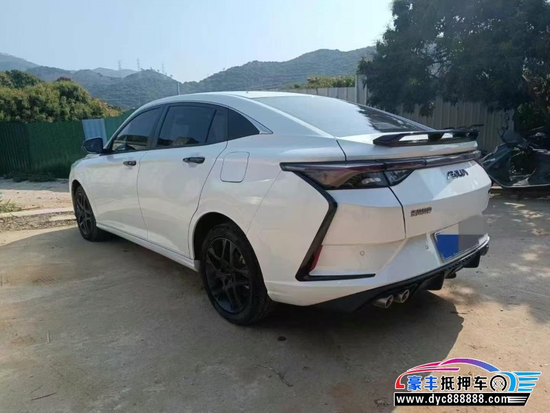 23年东风风神奕炫轿车抵押车出售