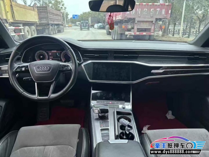 19年奥迪A6L轿车抵押车出售