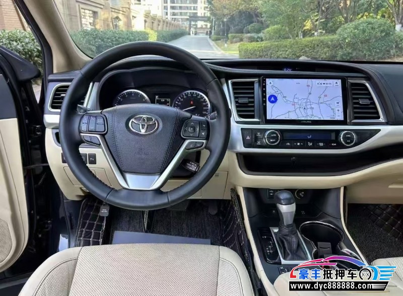 20年丰田汉兰达轿车抵押车出售