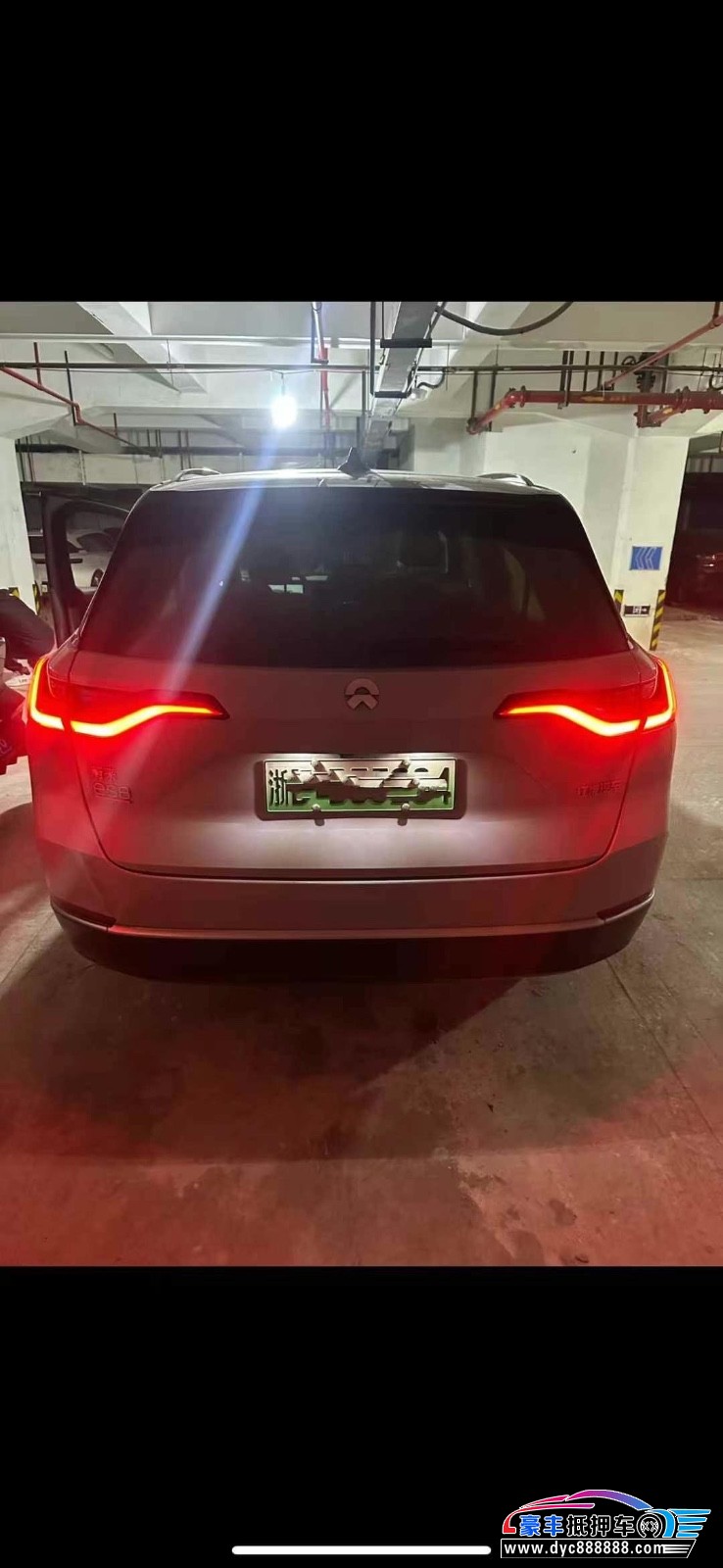 21年蔚来ES8轿车抵押车出售