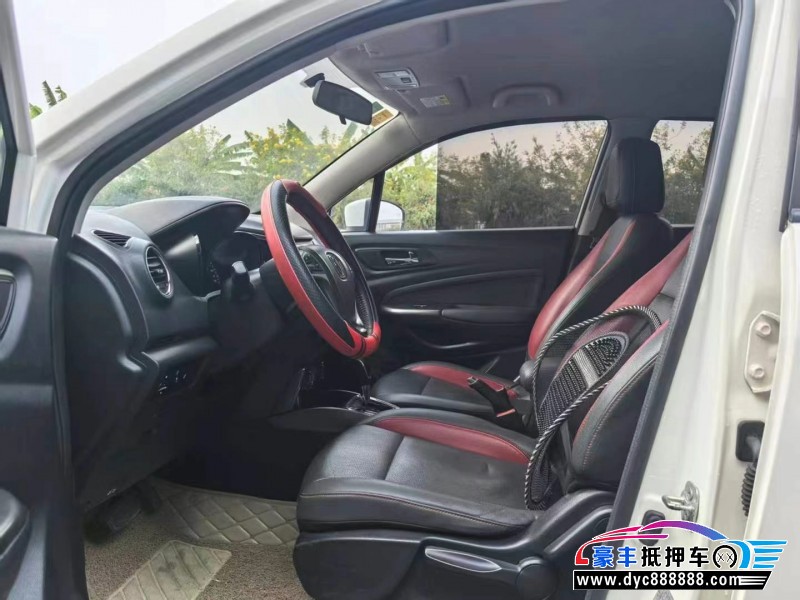 17年长安长安CS15轿车抵押车出售