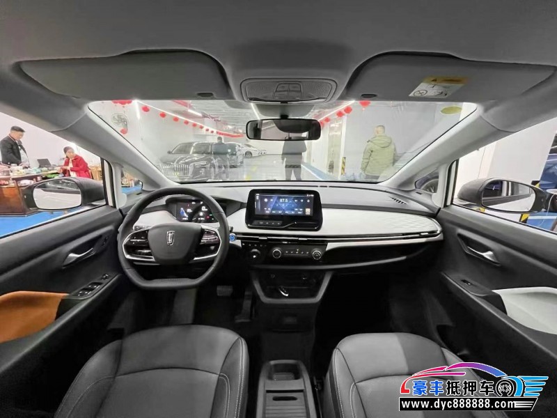 24年奔腾奔腾NAT轿车抵押车出售