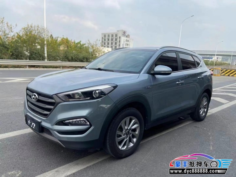 15年现代途胜轿车抵押车出售