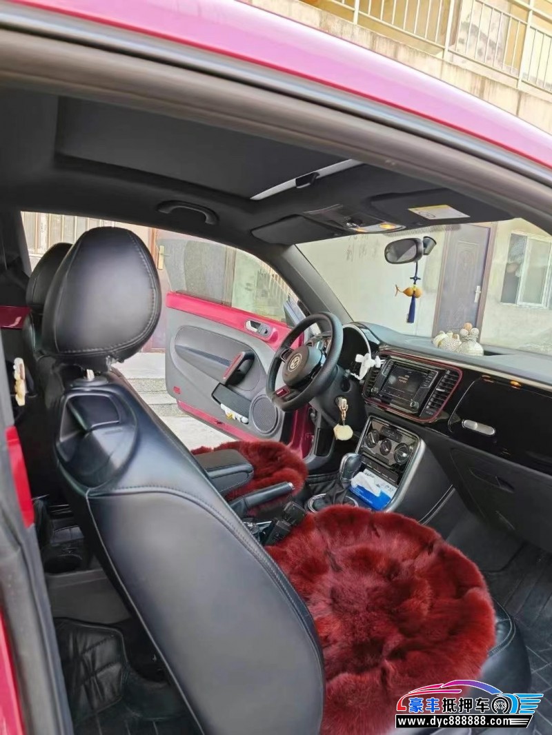 17年大众甲壳虫轿车抵押车出售