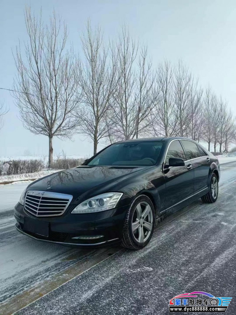 12年奔驰E轿车抵押车出售
