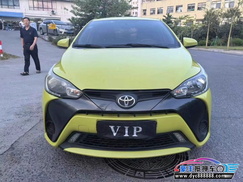 18年丰田YARiS L 致炫轿车抵押车出售