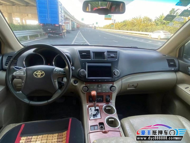 09年丰田汉兰达轿车抵押车出售