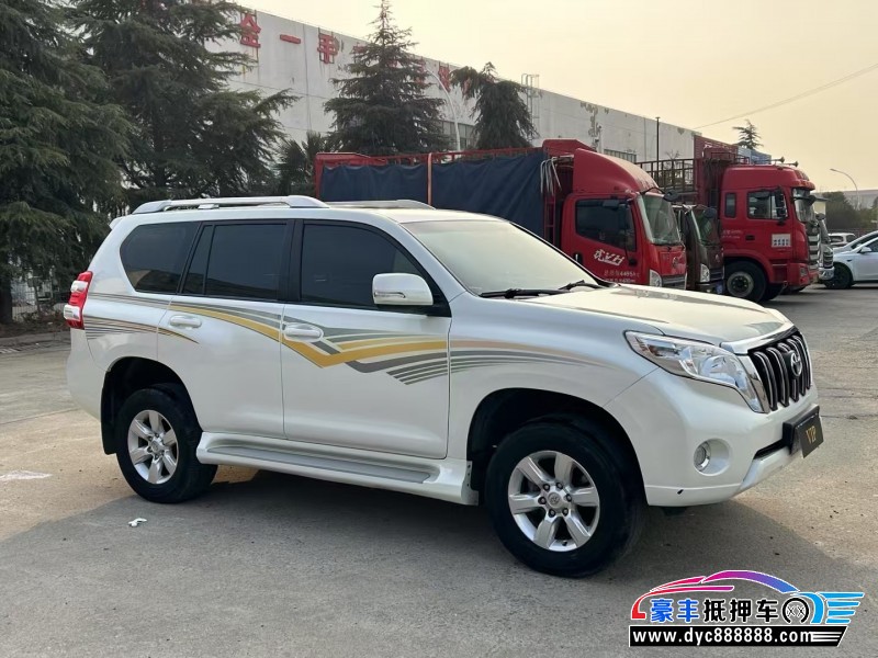 17年丰田普拉多（霸道）轿车抵押车出售