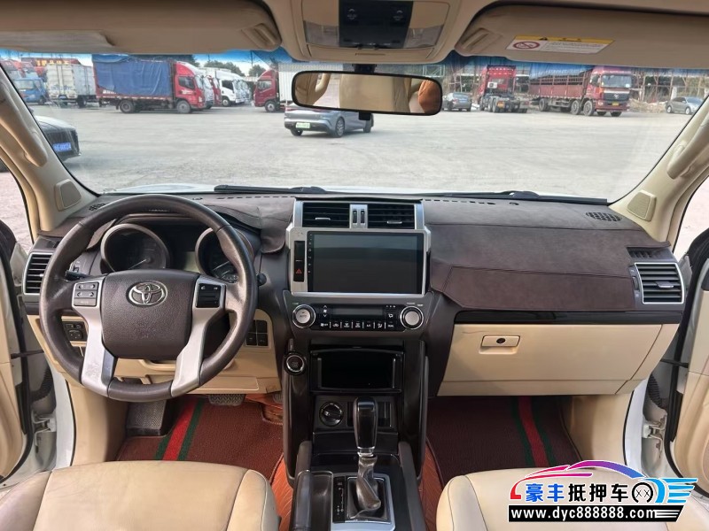 17年丰田普拉多（霸道）轿车抵押车出售