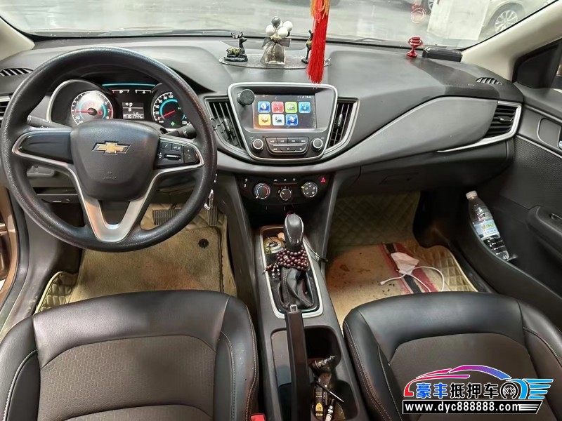 17年雪佛兰科沃兹轿车抵押车出售