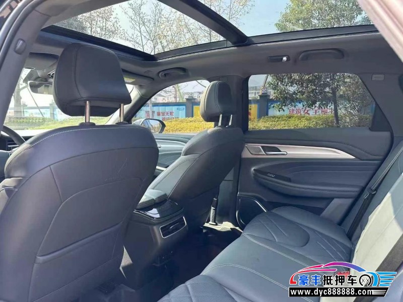 23年极狐阿尔法T轿车抵押车出售