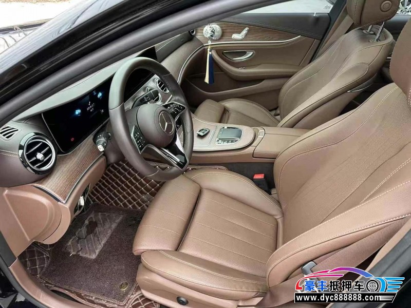 23年奔驰E轿车抵押车出售